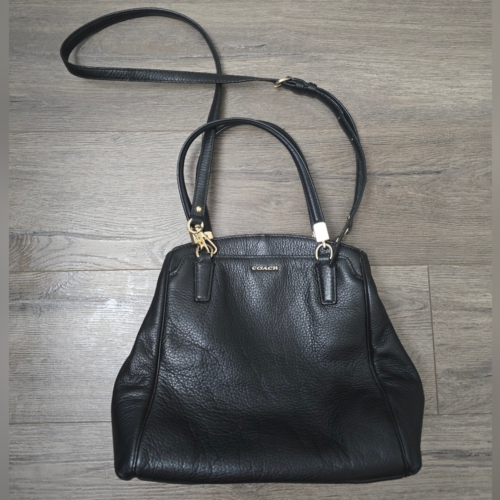 Coach Madison Black Leather Classic Chic Lux Snap Shoulder Handbag Soft
